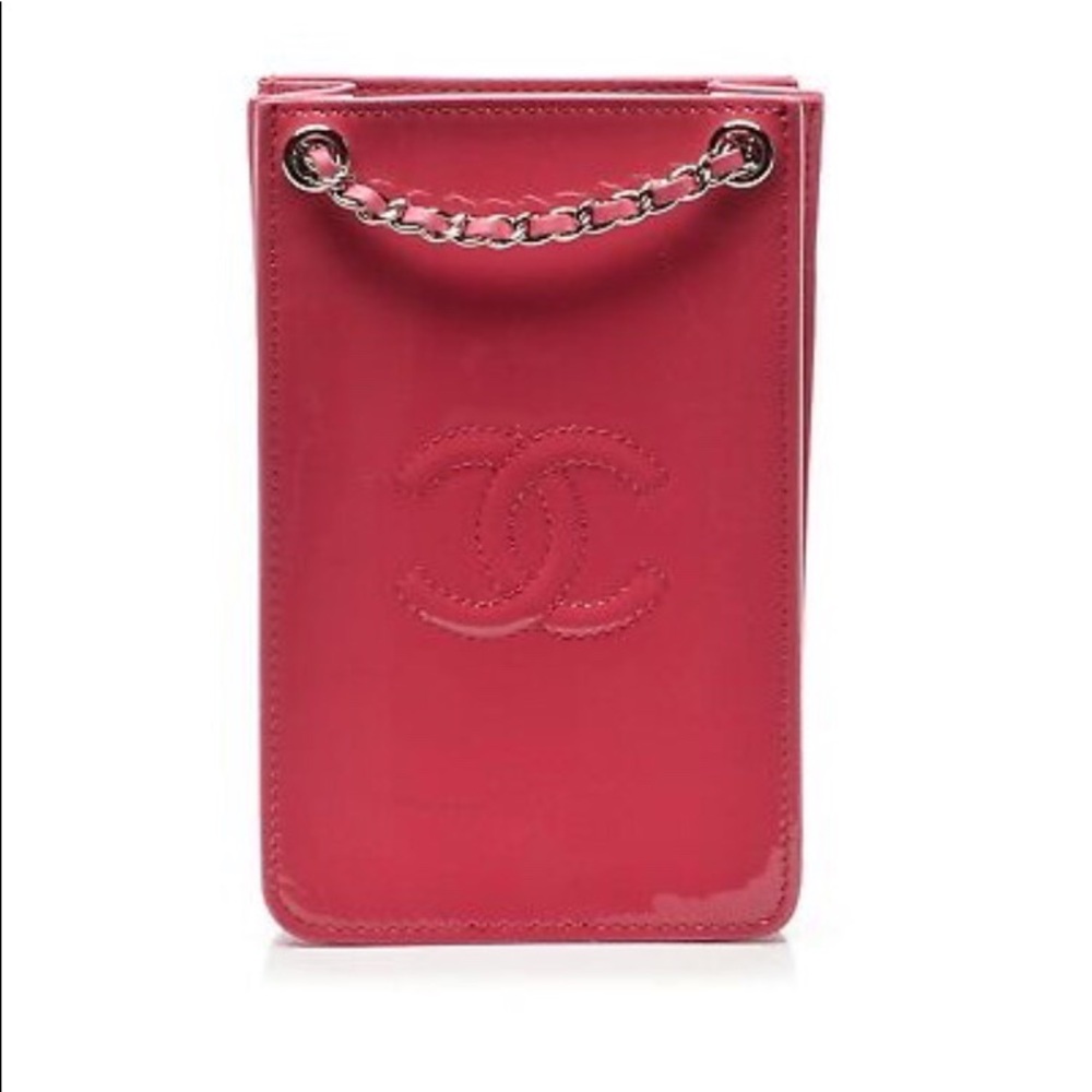NEW Chanel Pink Patent Leather Phone Holder Bag